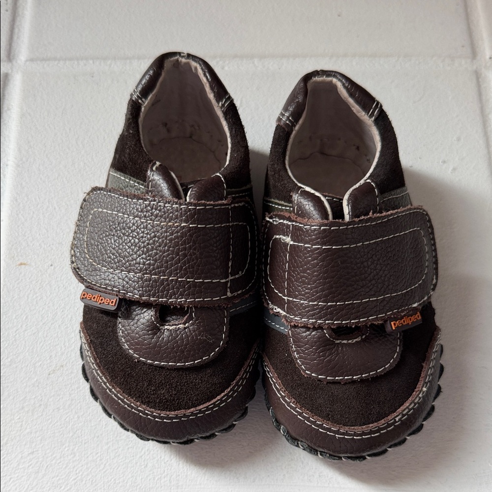 Pediped Brown Leather Baby Shoes Size 12-18 mos